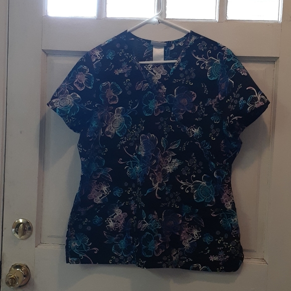 Medical scrub - Picture 3 of 8